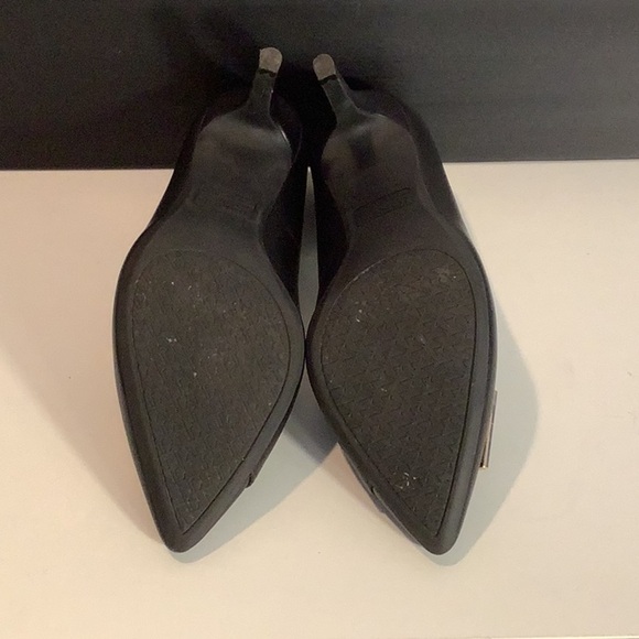 Jones New York Signature Black Faux Leather Pointed Toe Slip On Pump Heel Sz 7 - Picture 10 of 12